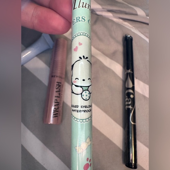 Makeup bundle - Picture 4 of 5